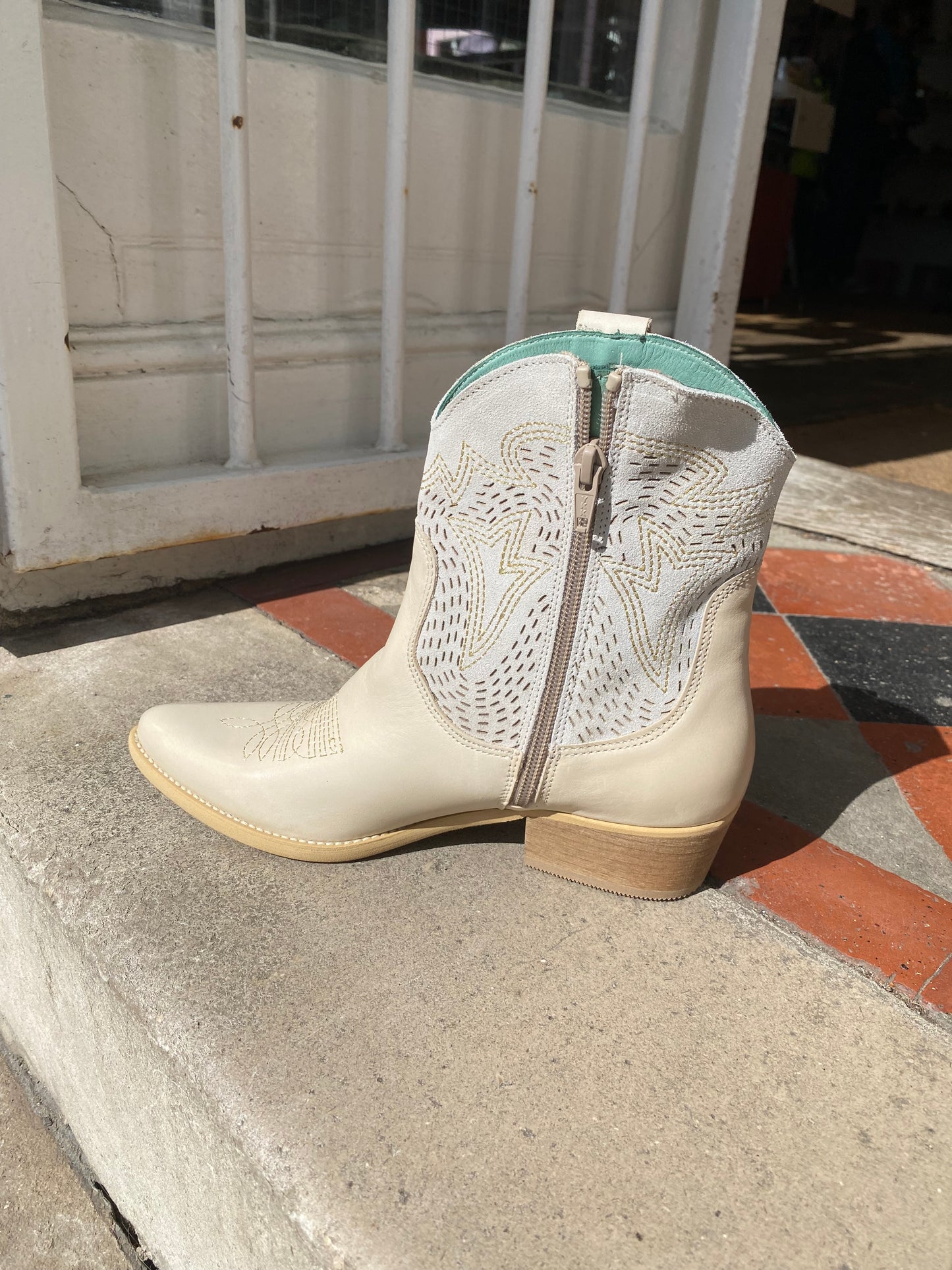 Felmini 0737 off white cowboy boot