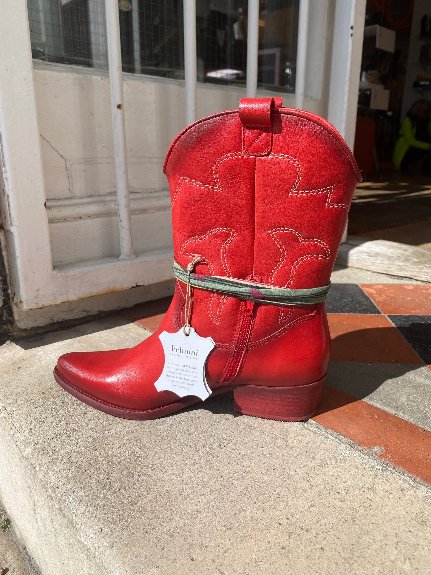 Felmini 0736 red cowboy boot